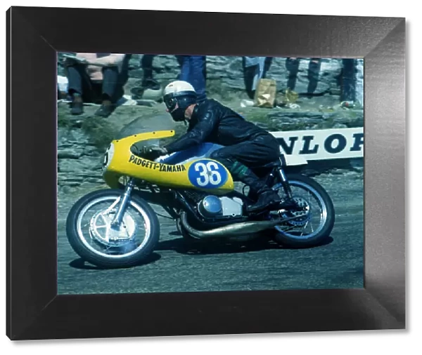 Malcolm Uphill (Padgett Yamaha) 1969 Junior TT