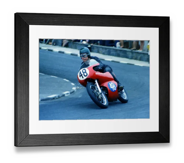 Framed Print : Brian Steenson (Aermacchi) 1968 Junior TT Framed Print : Brian Steenson (Aermacchi) 1968 Junior TT