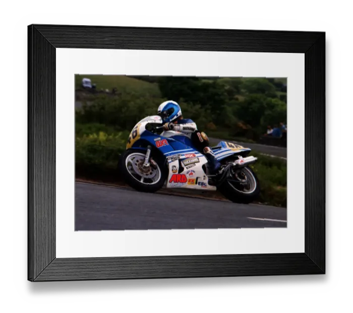 Framed Print : Ian Young (Honda) 1989 Senior TT Framed Print : Ian Young (Honda) 1989 Senior TT