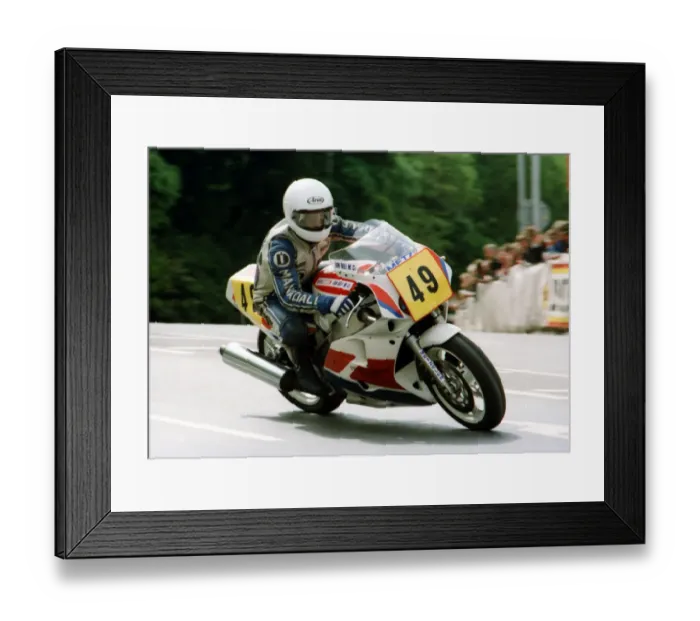 Framed Print : Kenny Harrison (Yamaha) 1989 Senior TT Framed Print : Kenny Harrison (Yamaha) 1989 Senior TT