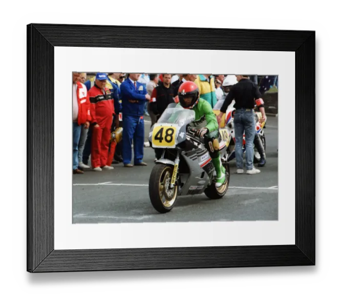 Framed Print : Steve Johnson (Yamaha) 1989 Senior TT Framed Print : Steve Johnson (Yamaha) 1989 Senior TT