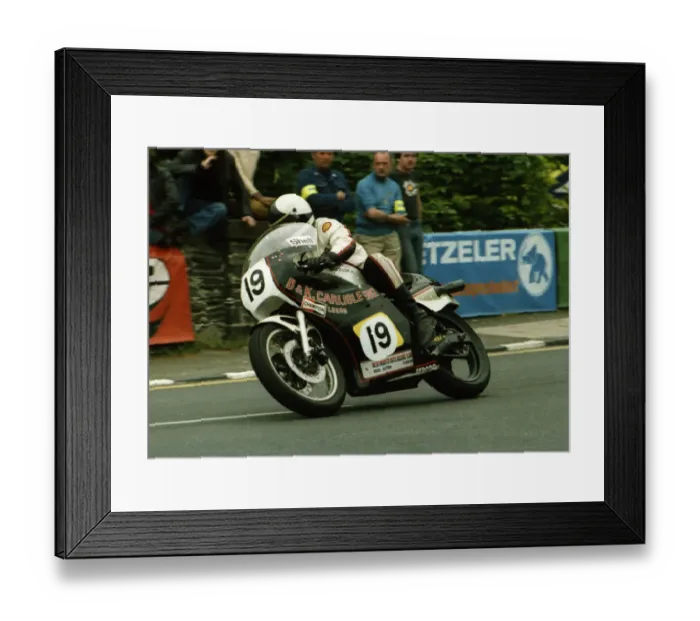 Framed Print : Steve Ward (Suzuki) 1979 Classic TT Framed Print : Steve Ward (Suzuki) 1979 Classic TT