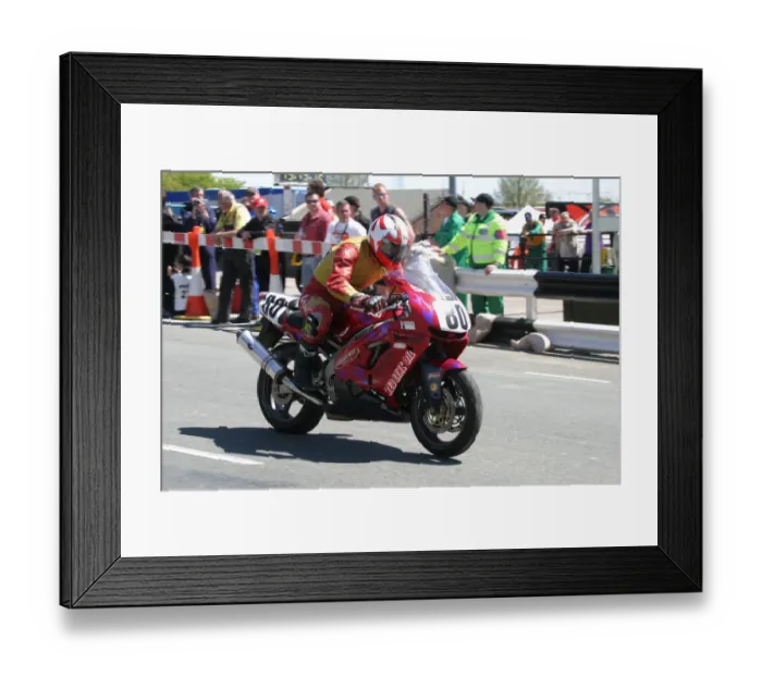 Framed Print : Wade Boyd (Kawasaki) 2006 Superbike TT Framed Print : Wade Boyd (Kawasaki) 2006 Superbike TT