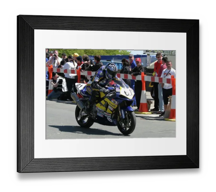 Framed Print : Toni Rechberger (Suzuki) 2006 Superbike TT Framed Print : Toni Rechberger (Suzuki) 2006 Superbike TT