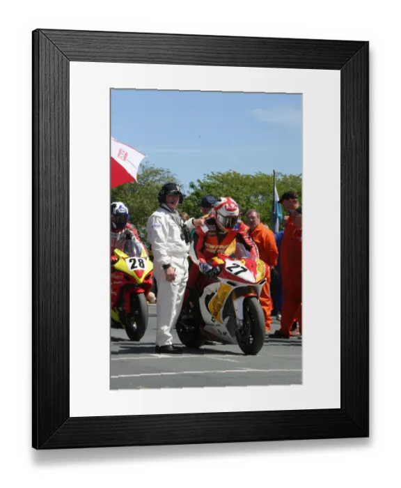 Framed Print : James McBride (Yamaha) 2006 Superbike TT