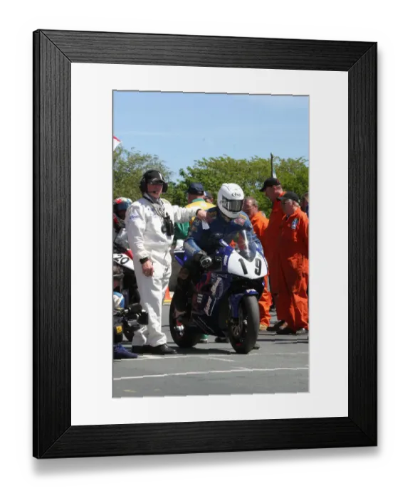 Framed Print : John Barton (Honda) 2006 Superbike TT Framed Print : John Barton (Honda) 2006 Superbike TT