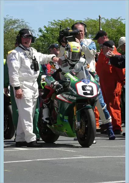 Ian Lougher (Honda) 2006 Superbike TT