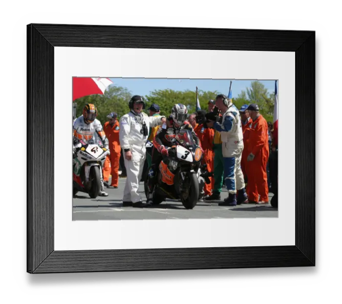 Framed Print : John McGuinness (Honda) 2006 Superbike TT Framed Print : John McGuinness (Honda) 2006 Superbike TT