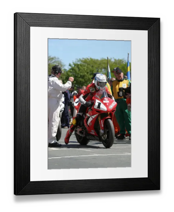 Framed Print : Guy Martin (Yamaha) 2006 Superbike TT Framed Print : Guy Martin (Yamaha) 2006 Superbike TT