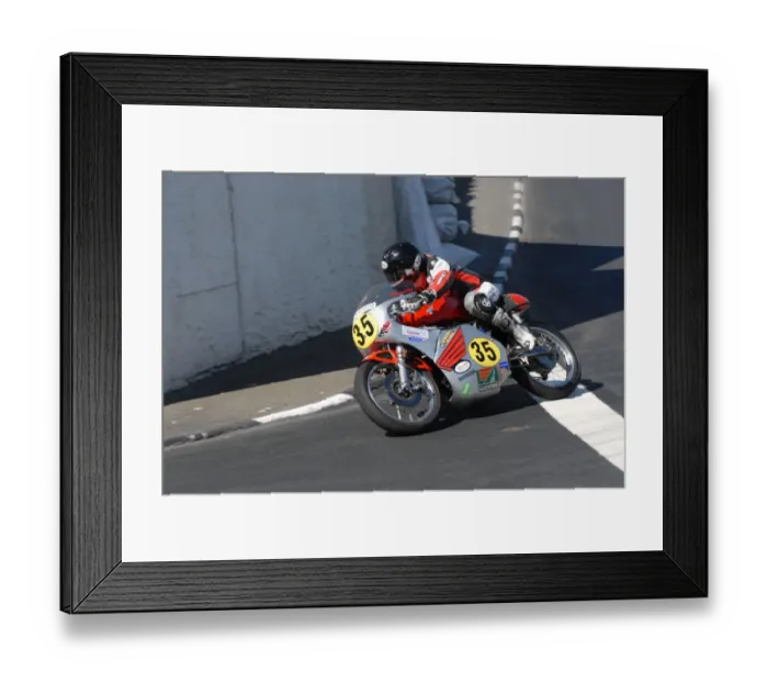 Framed Print : Steve Ferguson (Drixton Honda) 2010 pre Classic TT Framed Print : Steve Ferguson (Drixton Honda) 2010 pre Classic TT