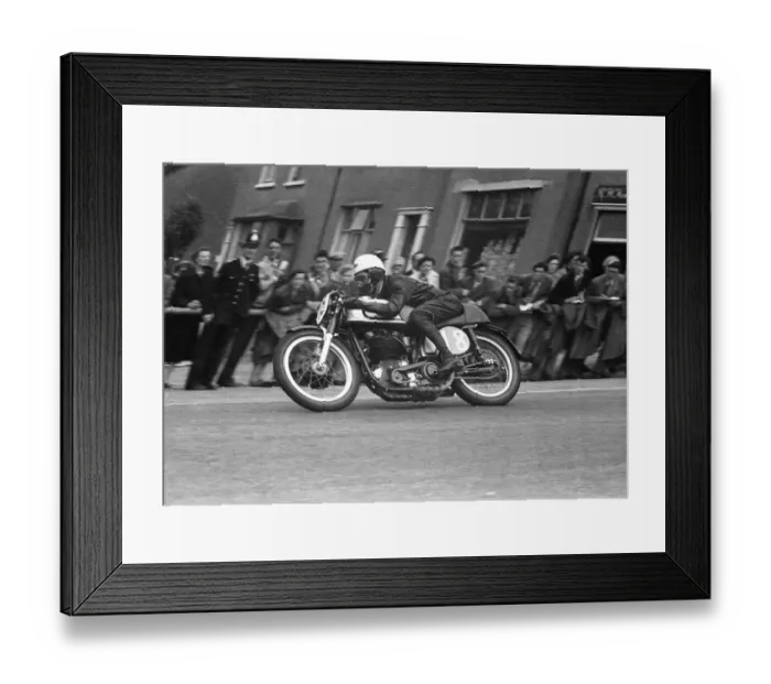 Framed Print : Maurie Quincey (Norton) 1955 Junior TT Framed Print : Maurie Quincey (Norton) 1955 Junior TT