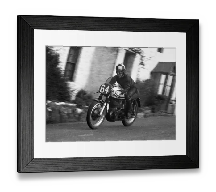 Framed Print : Leo Starr (Norton) 1953 Senior TT Framed Print : Leo Starr (Norton) 1953 Senior TT