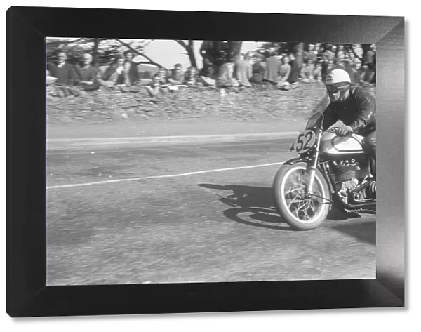 Tony McAlpine (Norton) 1952 Junior TT