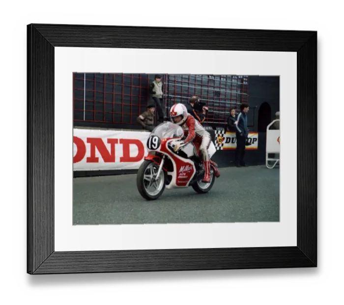 Framed Print : Jimmy Millar (Yamaha) 1983 Classic Manx Grand Prix Parade Framed Print : Jimmy Millar (Yamaha) 1983 Classic Manx Grand Prix Parade