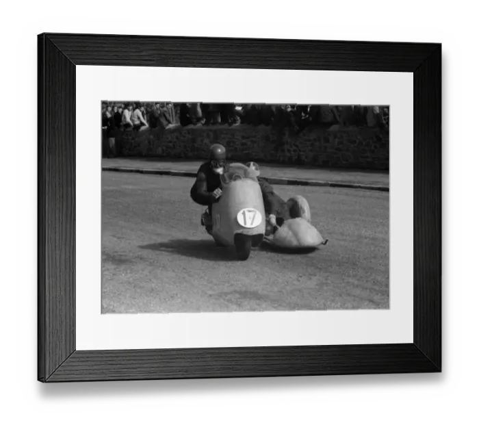 Framed Print : Edgar Strub & Mick Woollett (BMW) 1959 Sidecar TT Framed Print : Edgar Strub & Mick Woollett (BMW) 1959 Sidecar TT