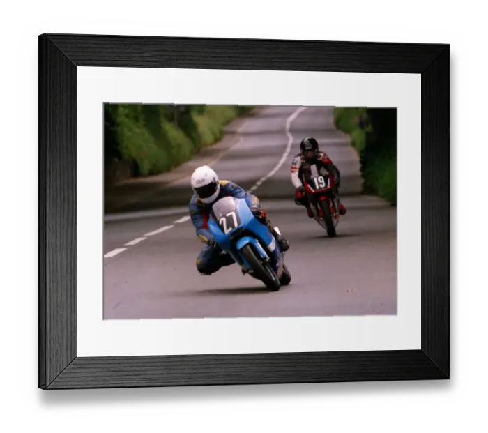 Framed Print : Michael Wilcox & Phil Harvey (Honda) 1999 Ultra Lightweight TT Framed Print : Michael Wilcox & Phil Harvey (Honda) 1999 Ultra Lightweight TT