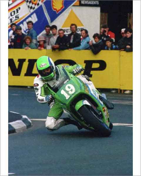 Roger Hurst (Kawasaki) 1988 Production C TT