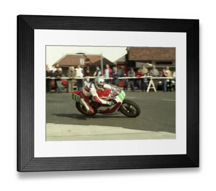 Framed Print : Dave Grigson (Yamaha) 1986 Lightweight Manx Grand Prix Framed Print : Dave Grigson (Yamaha) 1986 Lightweight Manx Grand Prix