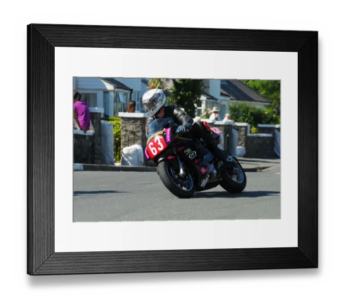 Framed Print : Mark Bamford (Kawasaki) 2014 Southern 100 Framed Print : Mark Bamford (Kawasaki) 2014 Southern 100