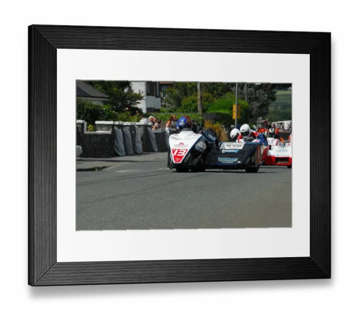 Framed Print : Karl Bennett & Lea Cain (DMR Kawasaki) 2014 Southern 100 Framed Print : Karl Bennett & Lea Cain (DMR Kawasaki) 2014 Southern 100