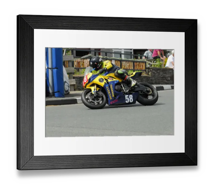 Framed Print : Paul Duckett (Honda) 2014 Southern 100 Framed Print : Paul Duckett (Honda) 2014 Southern 100