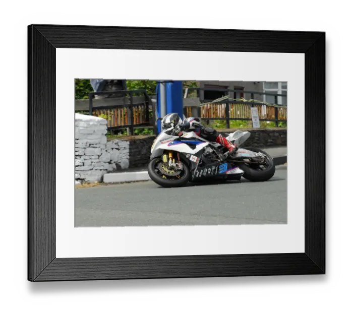 Framed Print : Michael Dunlop (BMW) 2014 Southern 100 Framed Print : Michael Dunlop (BMW) 2014 Southern 100