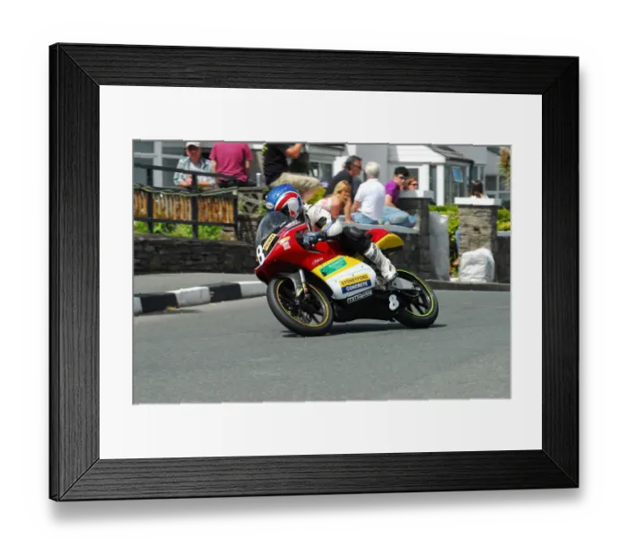 Framed Print : Paul Robinson (Aprilia) 2014 Southern 100 Framed Print : Paul Robinson (Aprilia) 2014 Southern 100