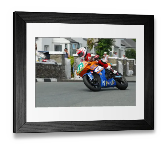 Framed Print : James Cowton (Kawasaki) 2014 Southern 100 Framed Print : James Cowton (Kawasaki) 2014 Southern 100