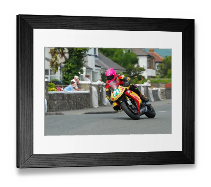Framed Print : Davy Morgan (CMS Kawasaki) 2014 Southern 100 Framed Print : Davy Morgan (CMS Kawasaki) 2014 Southern 100
