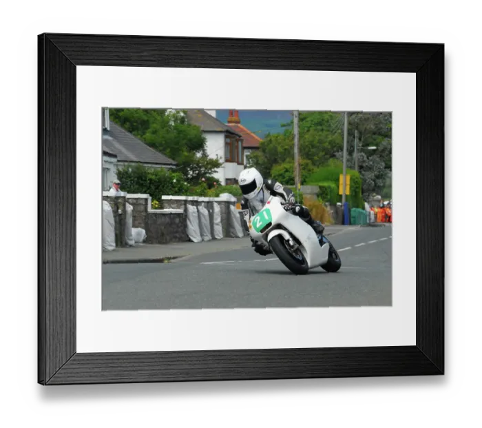 Framed Print : Tom Snow (Honda) 2014 Southern 100 Framed Print : Tom Snow (Honda) 2014 Southern 100