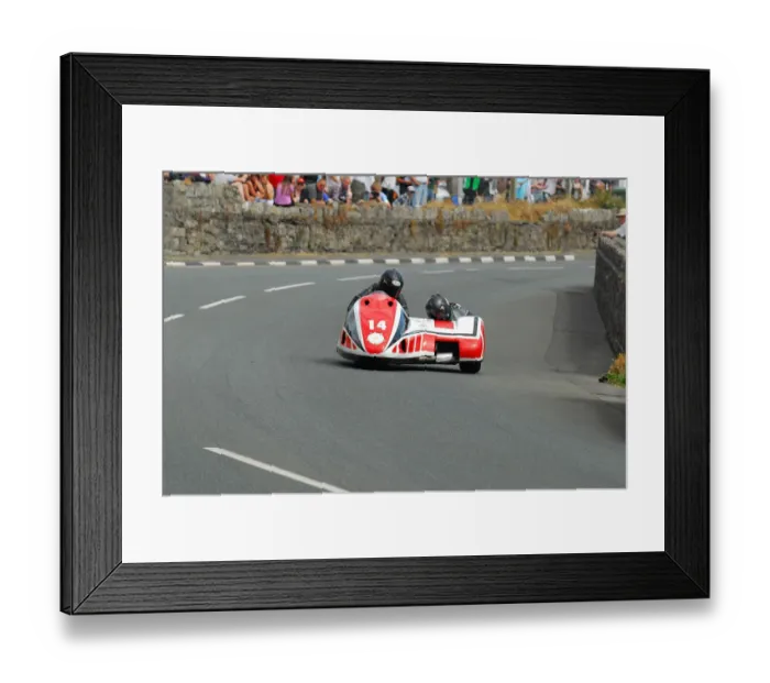 Framed Print : Doug Chandler & Julie Canipa (Bellas Yamaha) 2014 Southern 100 Framed Print : Doug Chandler & Julie Canipa (Bellas Yamaha) 2014 Southern 100
