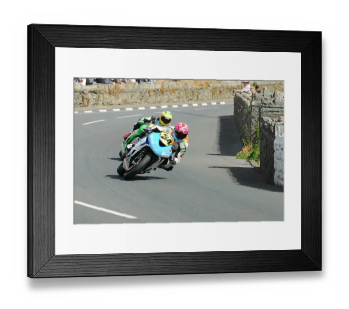 Framed Print : Malachi Mitchell-Thomas (Kawasaki) 2014 Southern 100 Framed Print : Malachi Mitchell-Thomas (Kawasaki) 2014 Southern 100