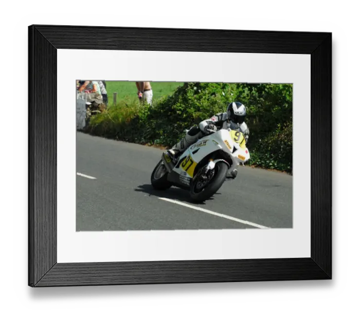 Framed Print : Seamus Elliott (Kawasaki) 2014 Southern 100 Framed Print : Seamus Elliott (Kawasaki) 2014 Southern 100