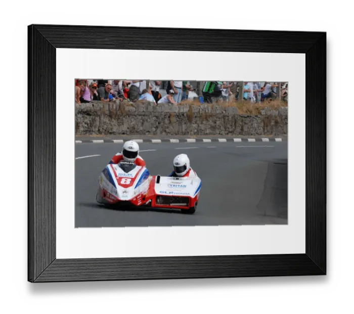 Framed Print : Greg Lambert & Kenny Cole (Honda) 2014 Southern 100 Framed Print : Greg Lambert & Kenny Cole (Honda) 2014 Southern 100