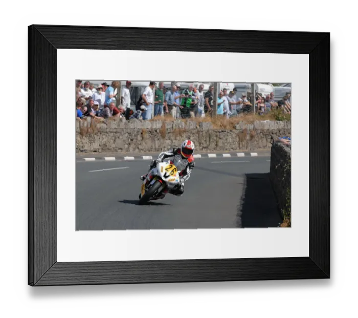Framed Print : Dennis Booth (Yamaha) 2014 Southern 100