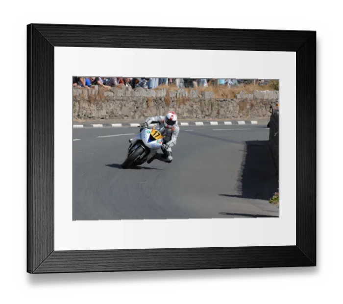 Framed Print : Adrian Harrison (Kawasaki) 2014 Southern 100 Framed Print : Adrian Harrison (Kawasaki) 2014 Southern 100