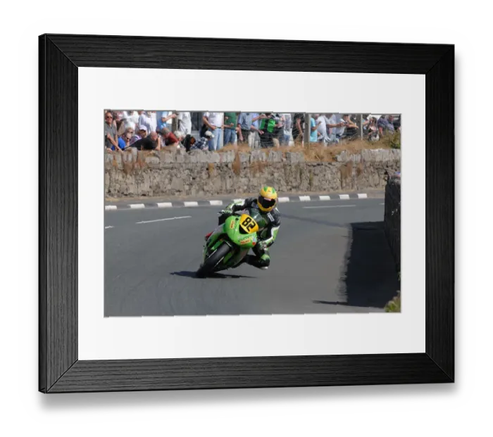 Framed Print : Ryan Kneen (Kawasaki) 2014 Southern 100 Framed Print : Ryan Kneen (Kawasaki) 2014 Southern 100