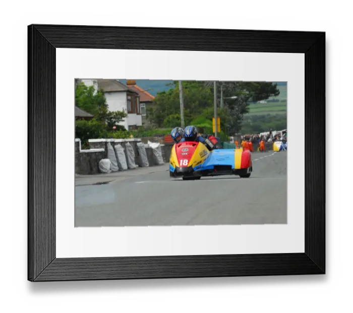 Framed Print : David Lillie & Ben Chandler (DMR Yamaha) 2012 Southern 100 Framed Print : David Lillie & Ben Chandler (DMR Yamaha) 2012 Southern 100