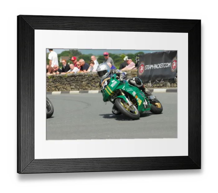 Framed Print : Niklas Pfeiffer (Kawasaki) 2012 Southern 100 Framed Print : Niklas Pfeiffer (Kawasaki) 2012 Southern 100