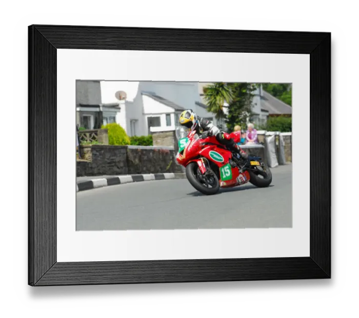 Framed Print : Dave Moffitt (Kawasaki) 2012 Southern 100 Framed Print : Dave Moffitt (Kawasaki) 2012 Southern 100