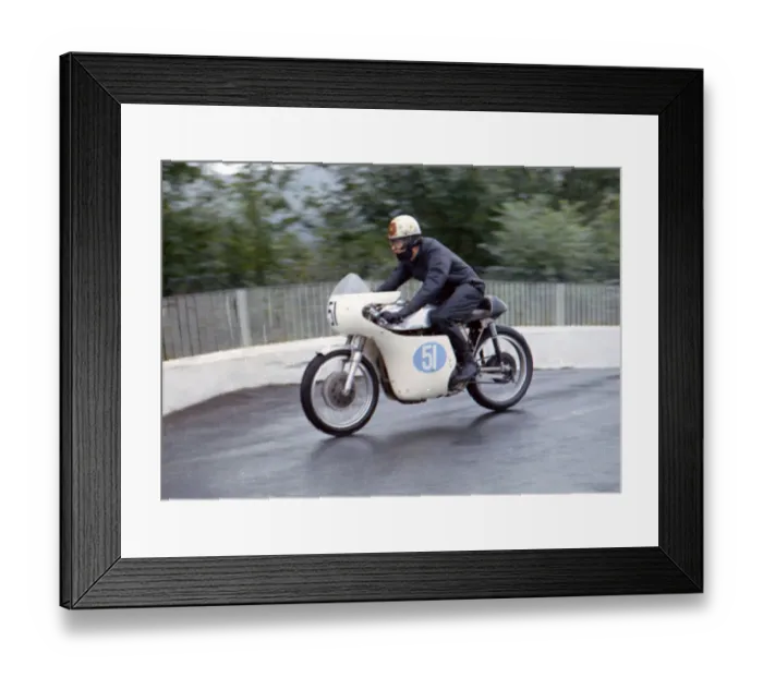 Framed Print : George Cant (Norton) 1967 Junior Manx Grand Prix