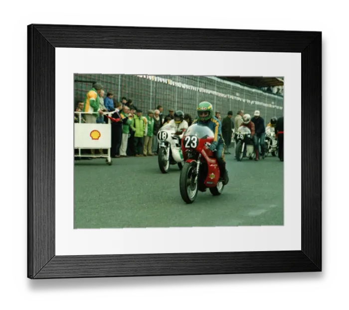 Framed Print : Sam Whymark (Suzuki) 1983 Manx Grand Prix Classic Lap Framed Print : Sam Whymark (Suzuki) 1983 Manx Grand Prix Classic Lap