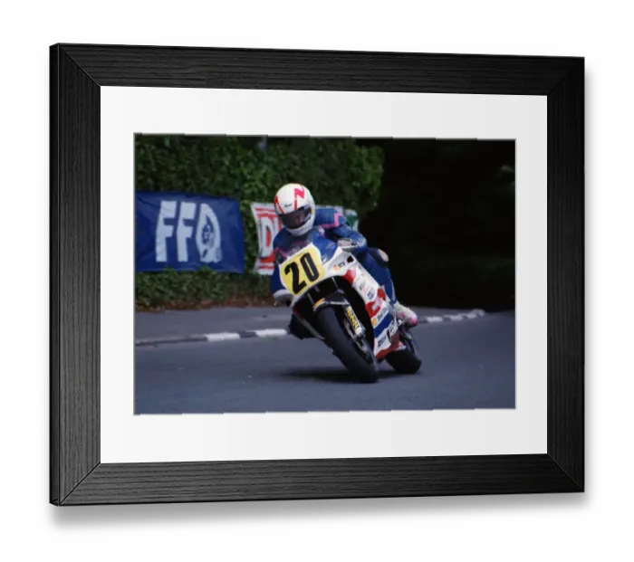 Framed Print : Brian Gardiner (Honda) 1994 Supersport 600 TT Framed Print : Brian Gardiner (Honda) 1994 Supersport 600 TT