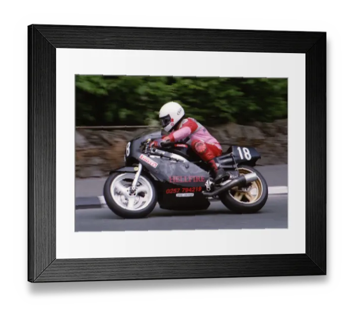 Framed Print : Simon Trezise (Hellfire Honda) 1994 Singles TT Framed Print : Simon Trezise (Hellfire Honda) 1994 Singles TT