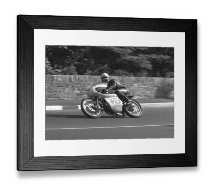 Framed Print : Dennis Craine (Greeves) 1965 Lightweight Manx Grand Prix Framed Print : Dennis Craine (Greeves) 1965 Lightweight Manx Grand Prix