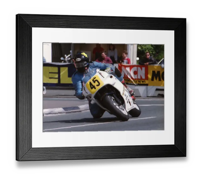 Framed Print : Tim Leech (Honda) 1994 Supersport 600 TT Framed Print : Tim Leech (Honda) 1994 Supersport 600 TT