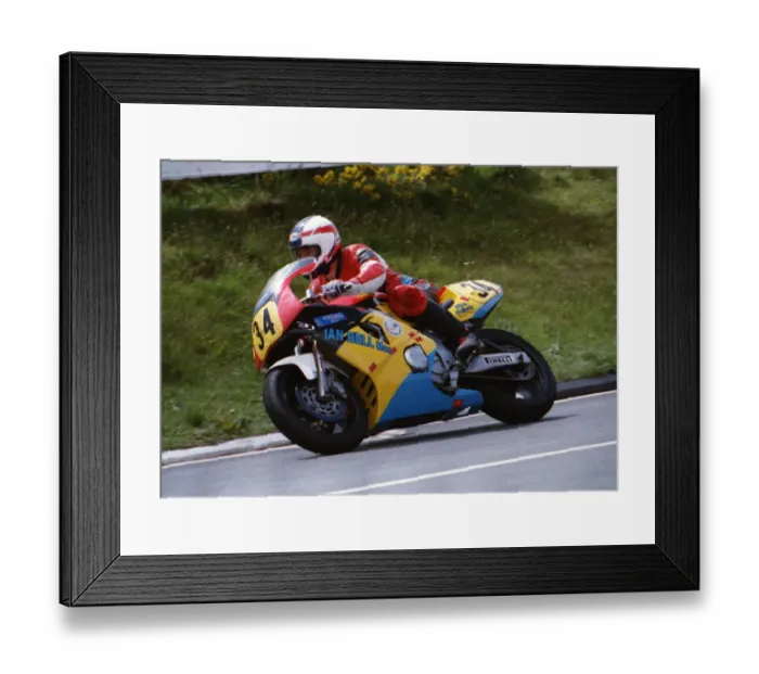 Framed Print : Dave Montgomery (Yamaha) 1994 Supersport 600 TT Framed Print : Dave Montgomery (Yamaha) 1994 Supersport 600 TT
