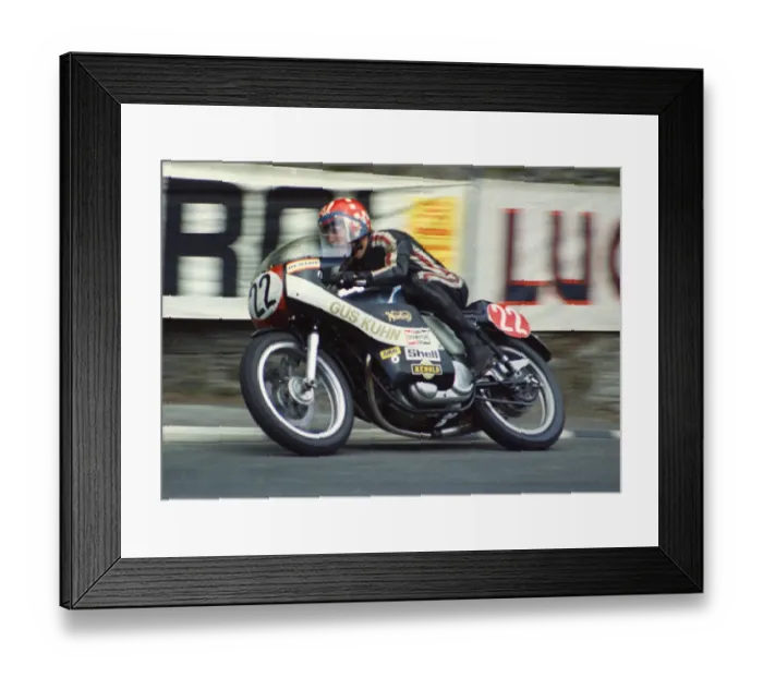 Framed Print : Geoff Barry (Norton) 1974 Production TT Framed Print : Geoff Barry (Norton) 1974 Production TT