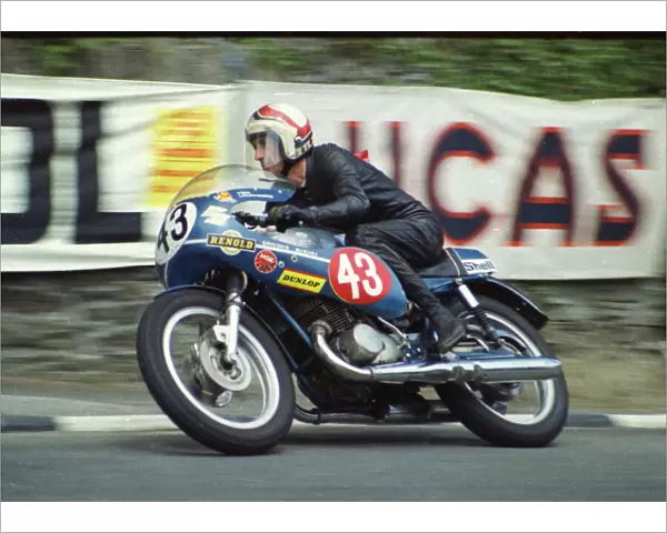 Tom Loughridge (Crooks Suzuki) 1974 Production TT