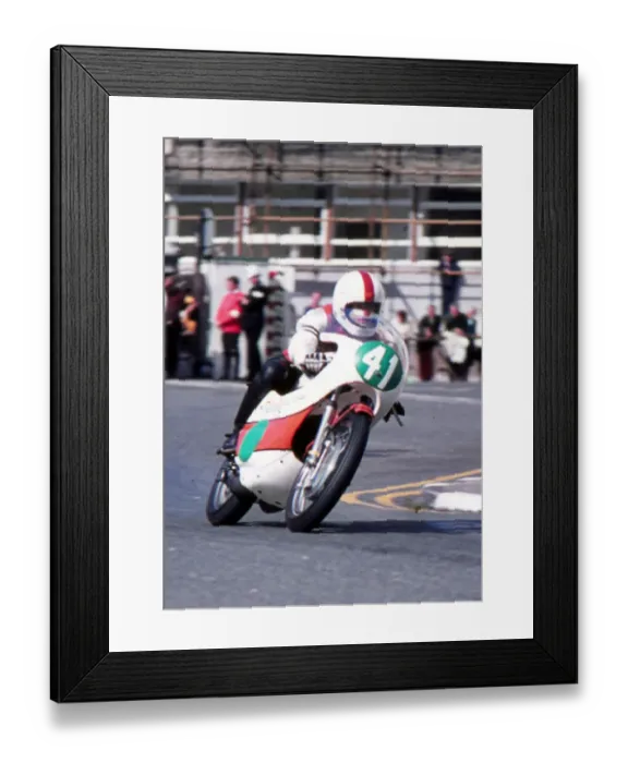 Framed Print : Ronnie Mann (Yamaha) 1973 Lightweight Manx Grand Prix Framed Print : Ronnie Mann (Yamaha) 1973 Lightweight Manx Grand Prix